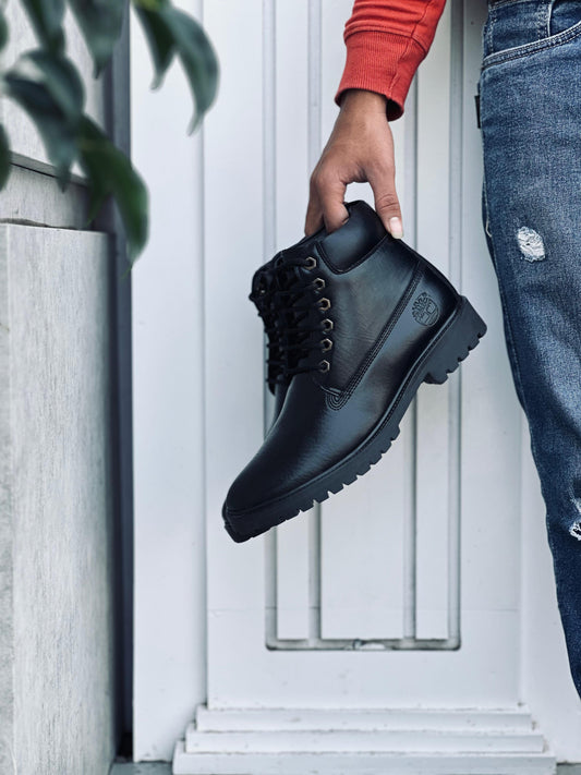 TIMBERLAND BOOTS